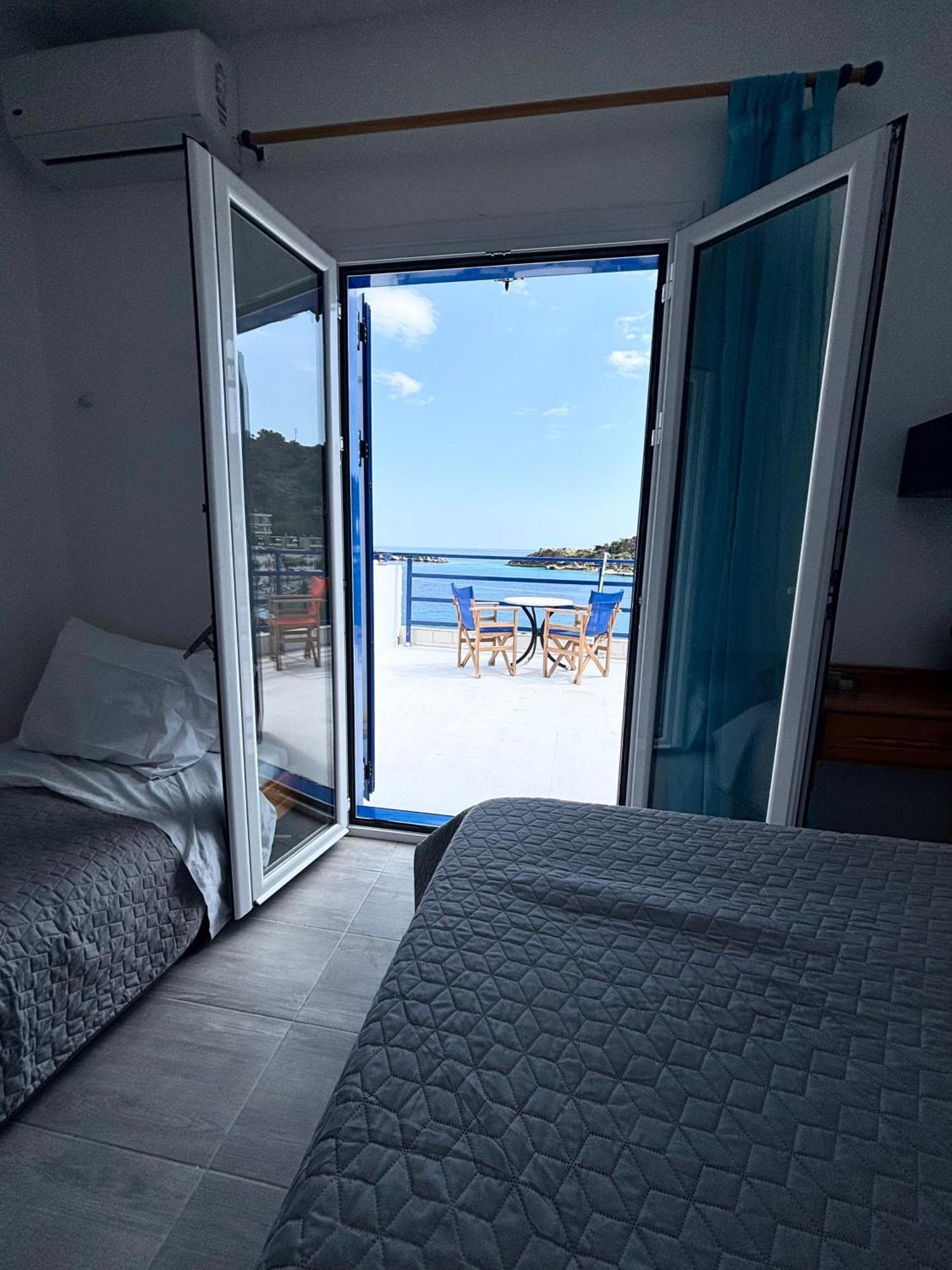 Scirocco Rooms Loutro Exteriör bild