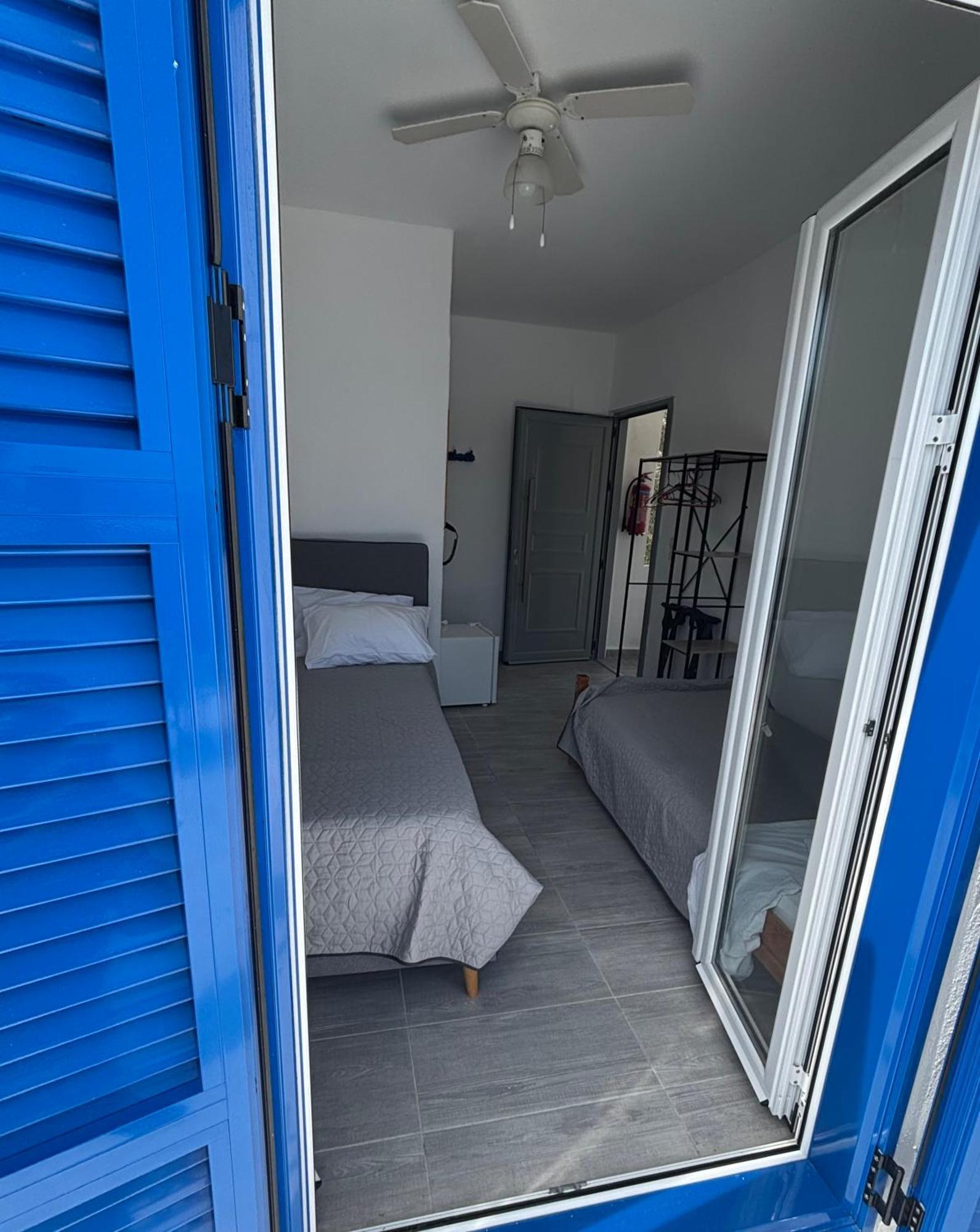 Scirocco Rooms Loutro Exteriör bild