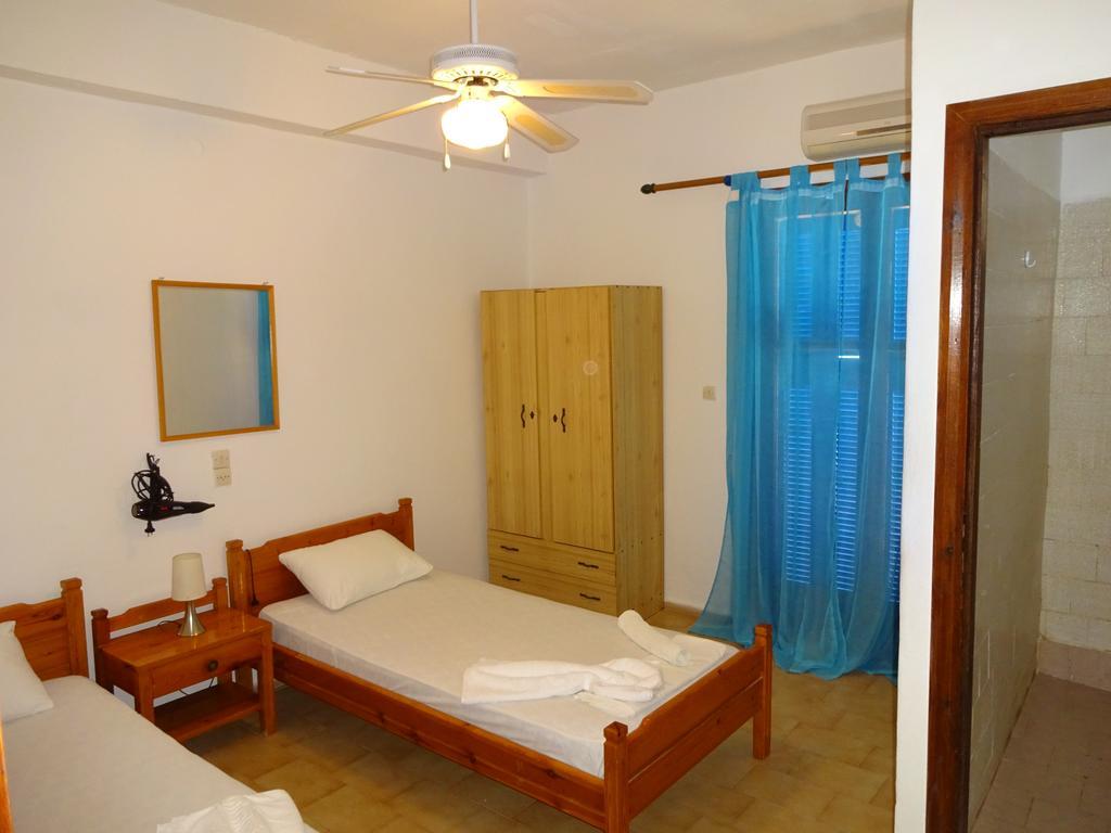 Scirocco Rooms Loutro Exteriör bild