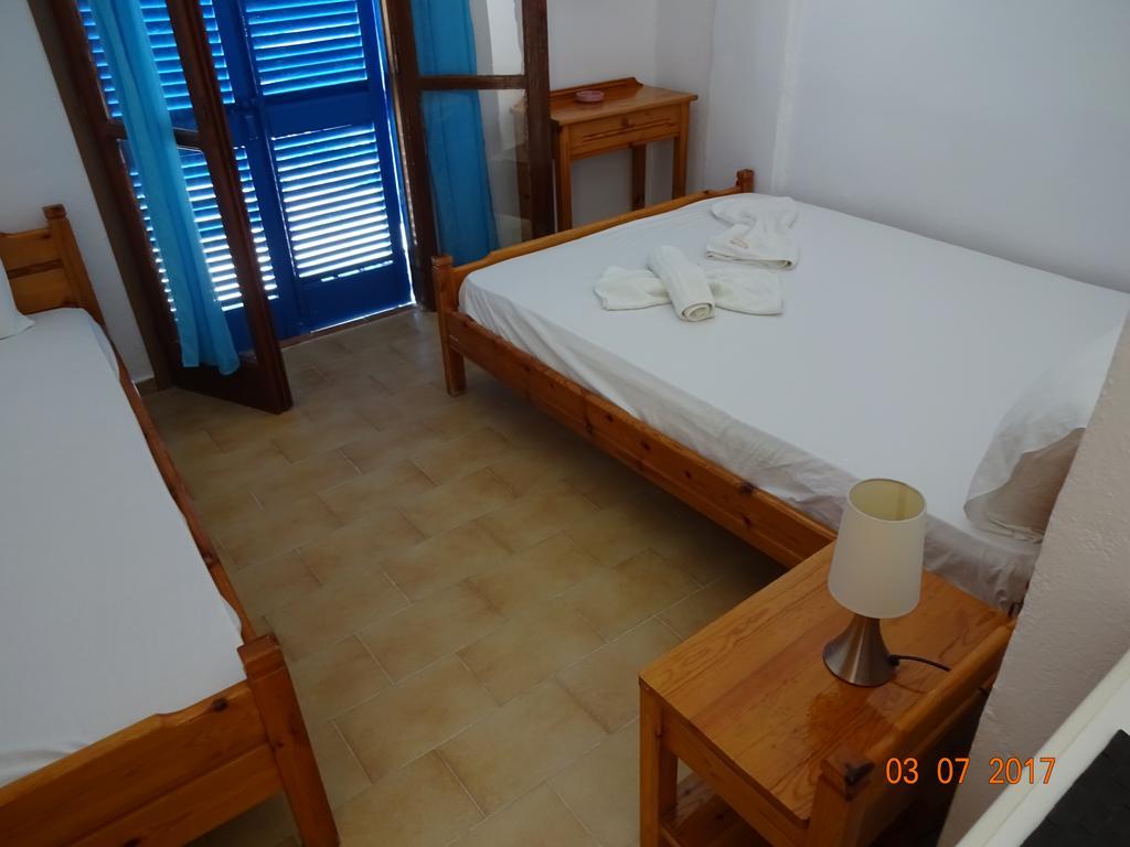 Scirocco Rooms Loutro Exteriör bild