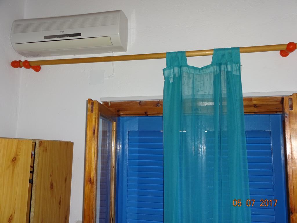 Scirocco Rooms Loutro Exteriör bild